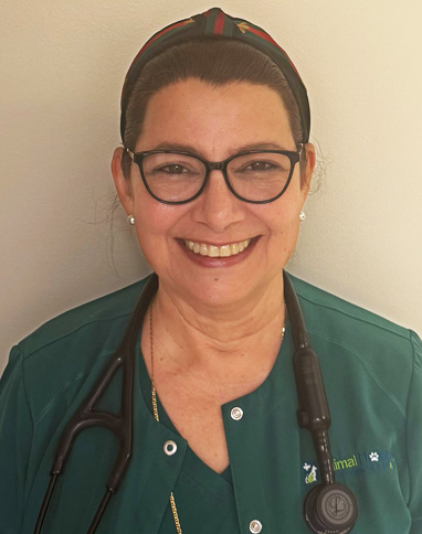 Dr Anna Ferrera DVM Veterinarian